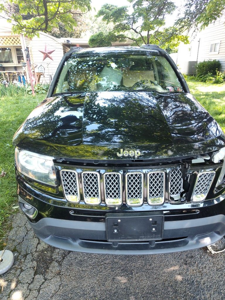 Black Jeep Compass