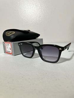 NEW Ray Ban