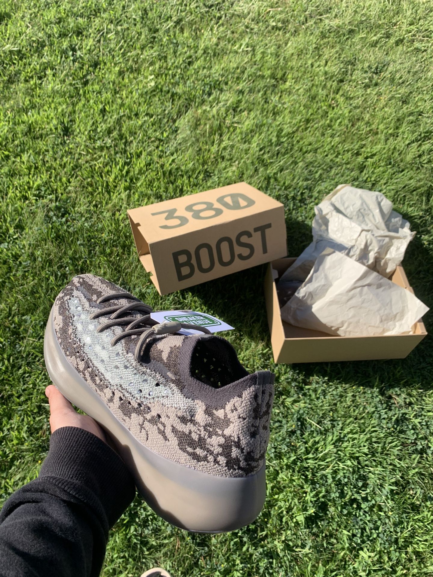 Yeezy adidas boost 380