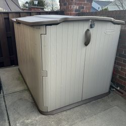 4’ X 6’ Suncast Top Glider Shed 