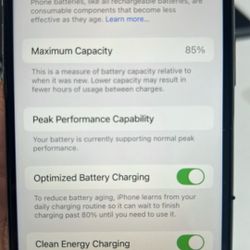 iPhone XS 64gb  Network Unlocked