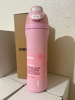 Owala FreeSip 24 oz Water Bottle Pink