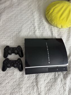 PS3 with no power cords & 2 controllers