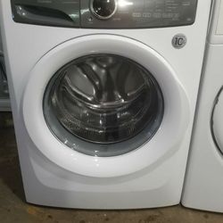 Electrolux washer Front Load 4.4 Cu.ft