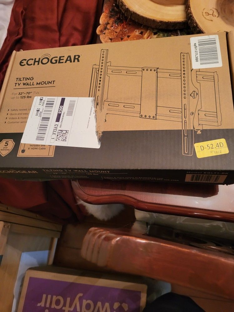 Echogear Tilting TV Wall Mount