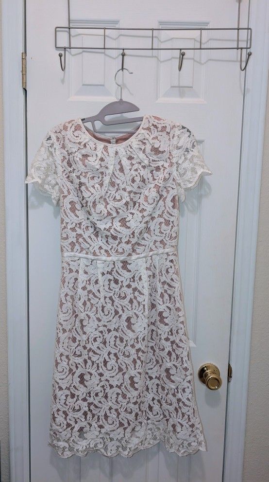 Dress Size 2 Adrianna Papell