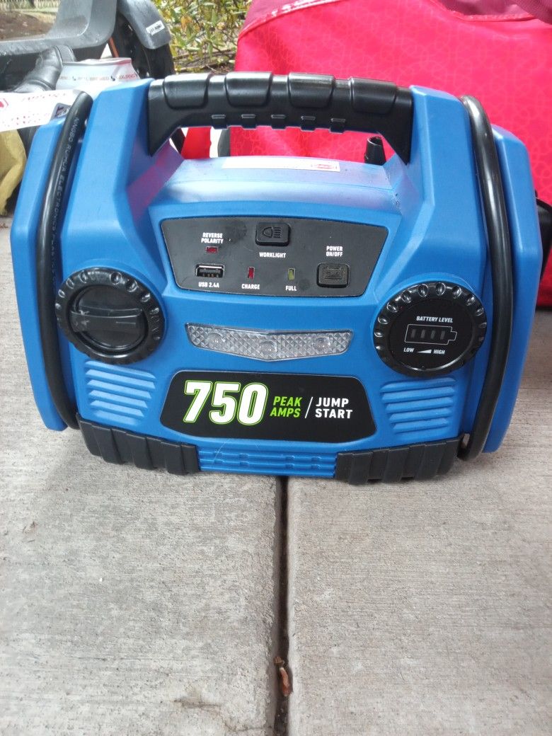 750 Peak Amps Jump Starter