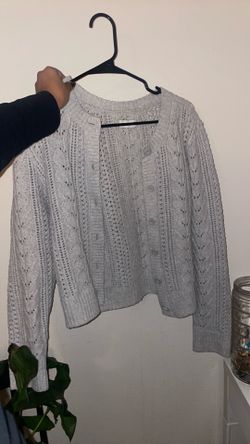 Holister sweater