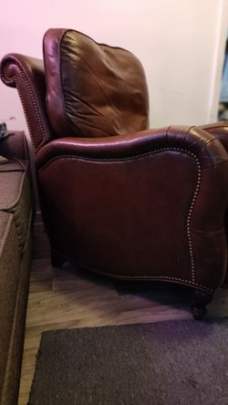 Corinthian Leather Recliner for Sale in Jackson MS OfferUp