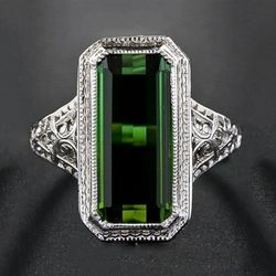 Vintage Emerald Green Cut Retro Hollow Antique Celtic Silver Ring - Size 6