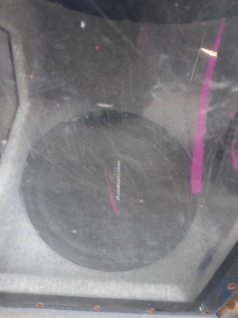 Speaker Box With 2 Audiobahn 10's