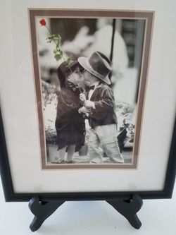 BLACK AND WHITE ADORABLE PICTURE WITH 'RED' ROSE WOOD FRAME FLAWLESS SO SWEET