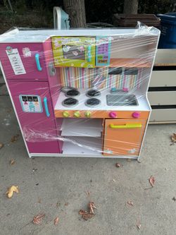 Toy Kitchen