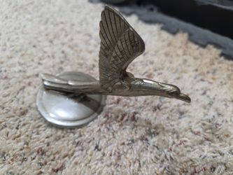 Pontiac  V8 Hood Ornament