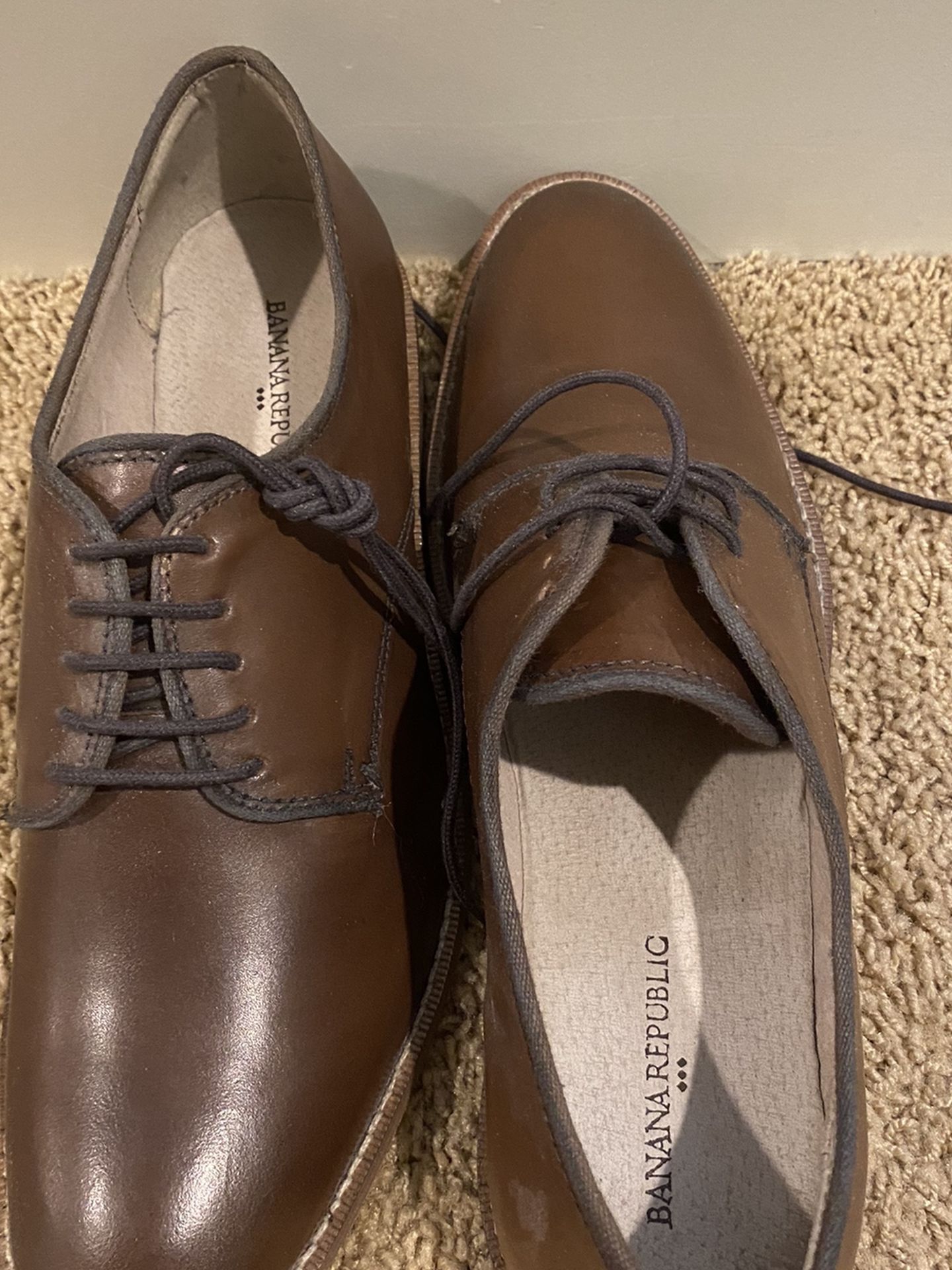 Men’s Banana Republic Shoes Size 9
