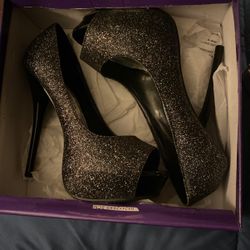 Women’s Size 7 High Heels