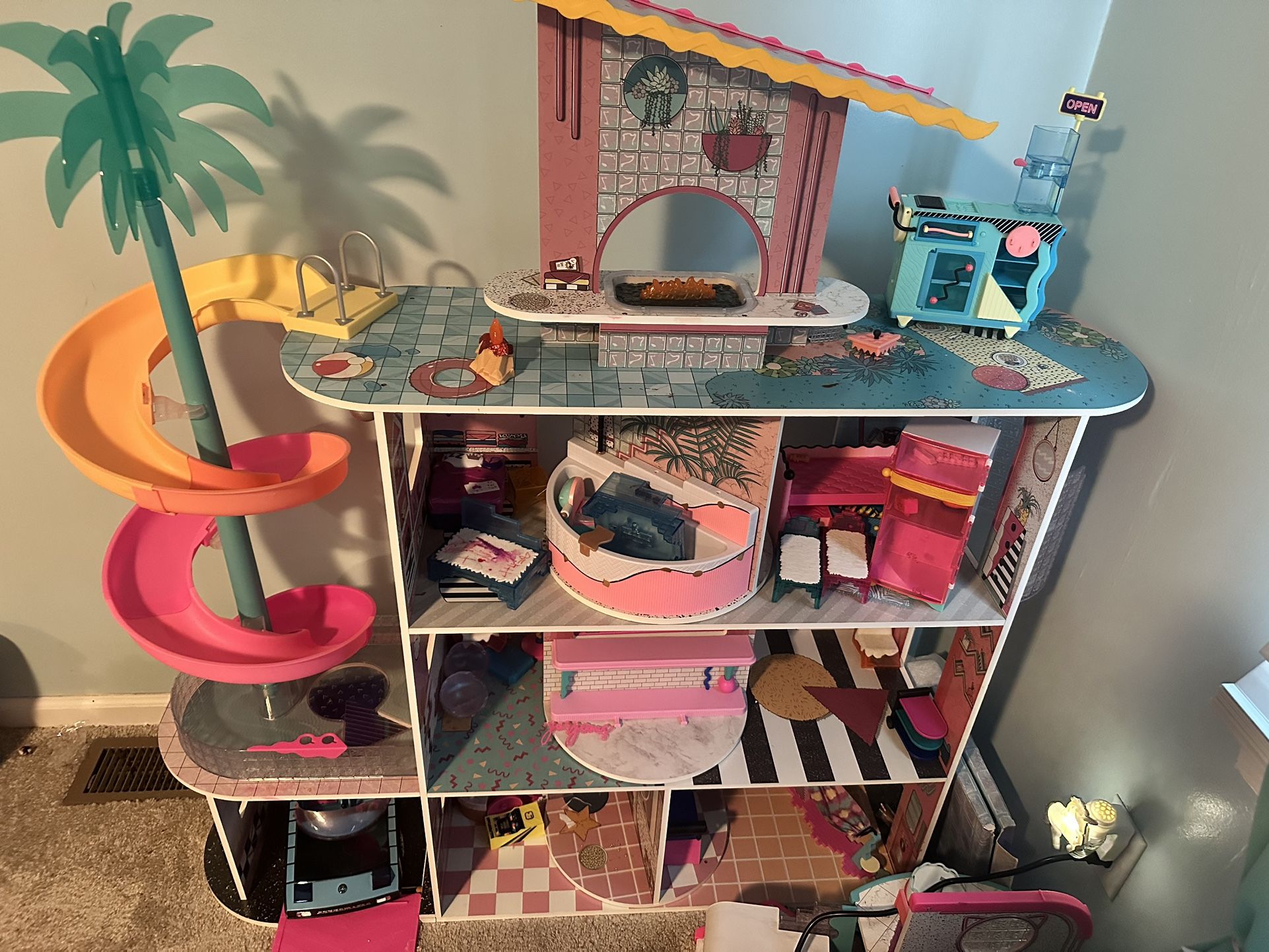LOL Doll House
