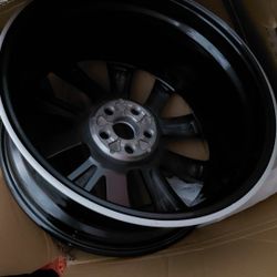 Fits: 2019-2022 | Toyota | Corolla | 18x8 |

5 x 100 | 10 Spoke | Machined Face with Painted Charcoal
