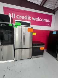 combo stove , refrigerator microwave