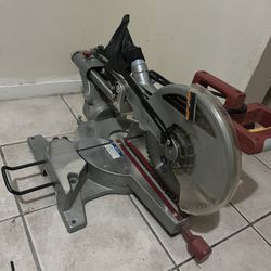Sliding Miter Saw