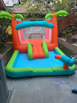 H2OGO! Kids Tropical Outdoor Inflatable Mega Bouncer