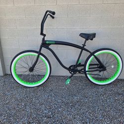 SIKK FAT TIRES 26 X 3 INCH BEACH CRUISER ⛱️ WITH APP HANDLE BARS ( CHECK MY OTHER BIKES)