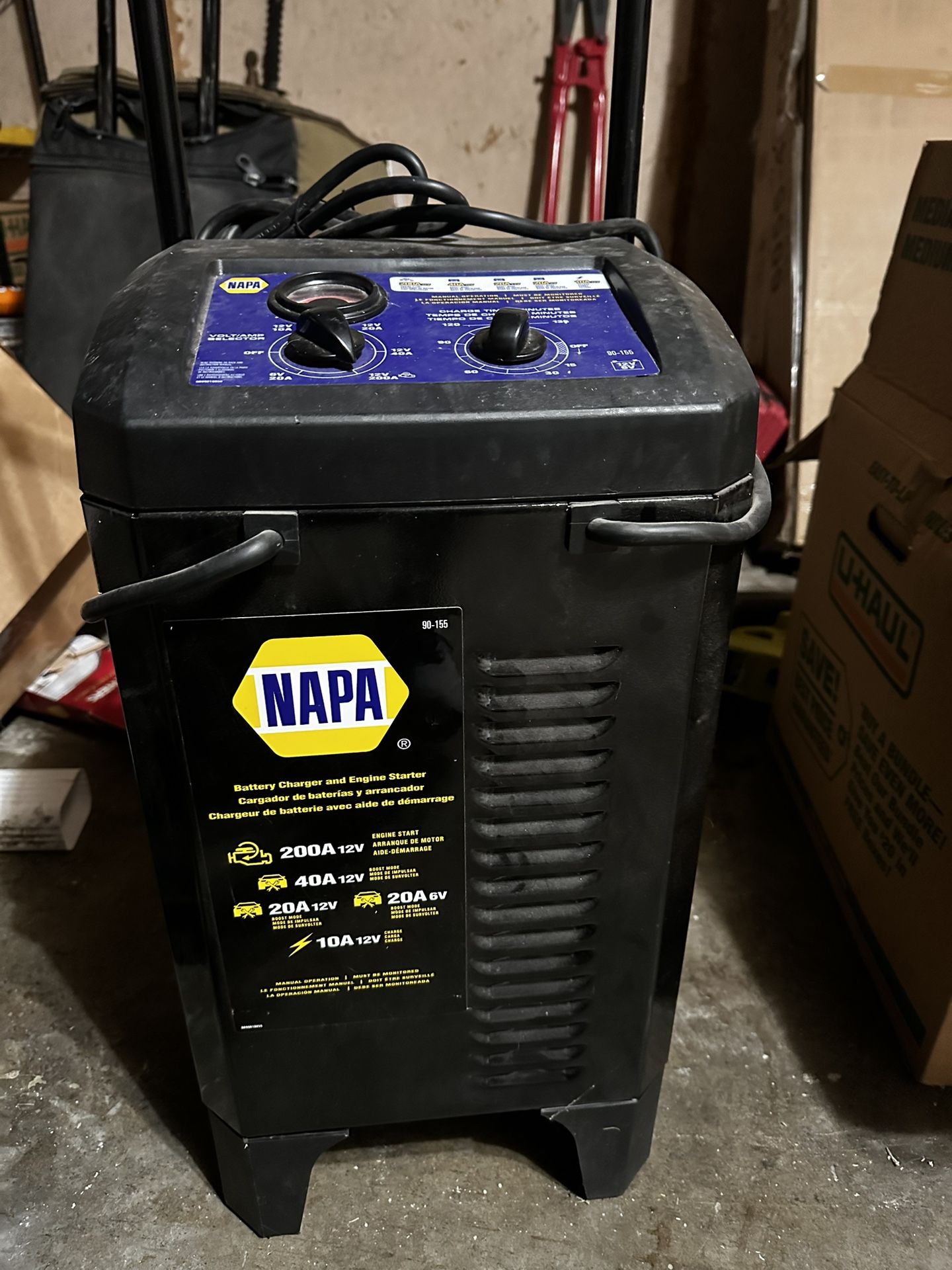 Napa Battery Charger & Engine Starter 90155