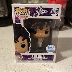 Selena Funko