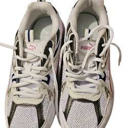 Puma Milenio Tech Women's Sneakers Size 8.5  NEW 
