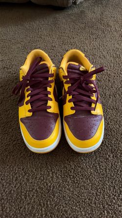 Nike dunk low men’s size 10