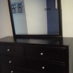 Black-6 Drawer Dresser With Mirror