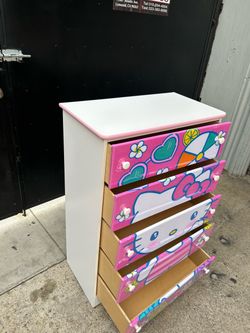 Hello Kitty dresser