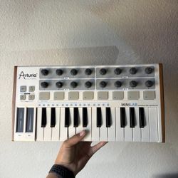Arturia Mini Lab MiDi Controller
