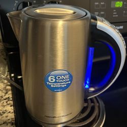 Hamilton Beach 1.7 Liter Temperature Control Electric Kettle, Water Boiler & Heater, Fast 1500 Watts, BPA Free, Cordless, Auto-Shutoff