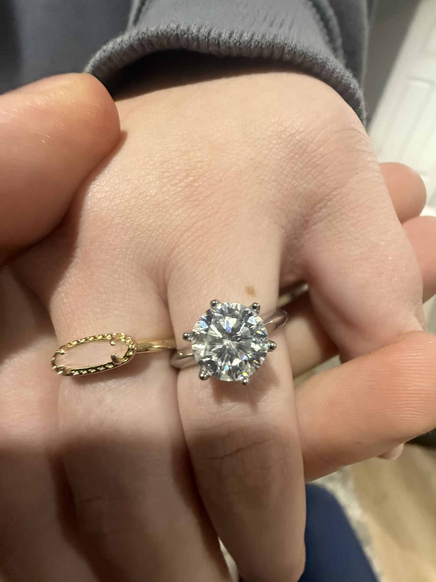 VVS1 2.0ct Engagement Ring