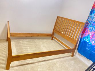 Bed Frame Queen Wood