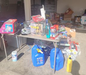 Garage Sale/ moving sale everyday 11am to 6pm kent