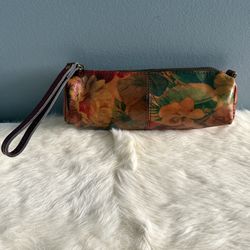 Patricia Nash Island Floral Leather Oblong Wristlet
