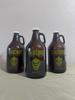 🍺 Set of 3 Throne Brewing Company 64 oz Glass Growlers w/ Caps $10 total for everything
