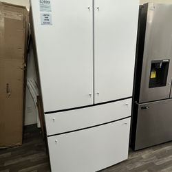 $2500 Cafe Energy Star 4 Door French Door Refrigerator, 1 Yr Warranty 