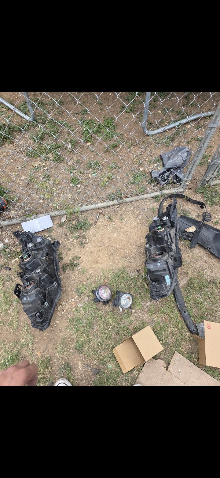 2016-2021 Honda Civic Headlights