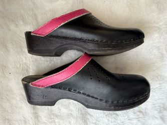 Black Leather Clogs Size 40