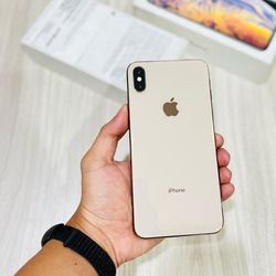 iPhone XS Max Unlocked With Warranty 