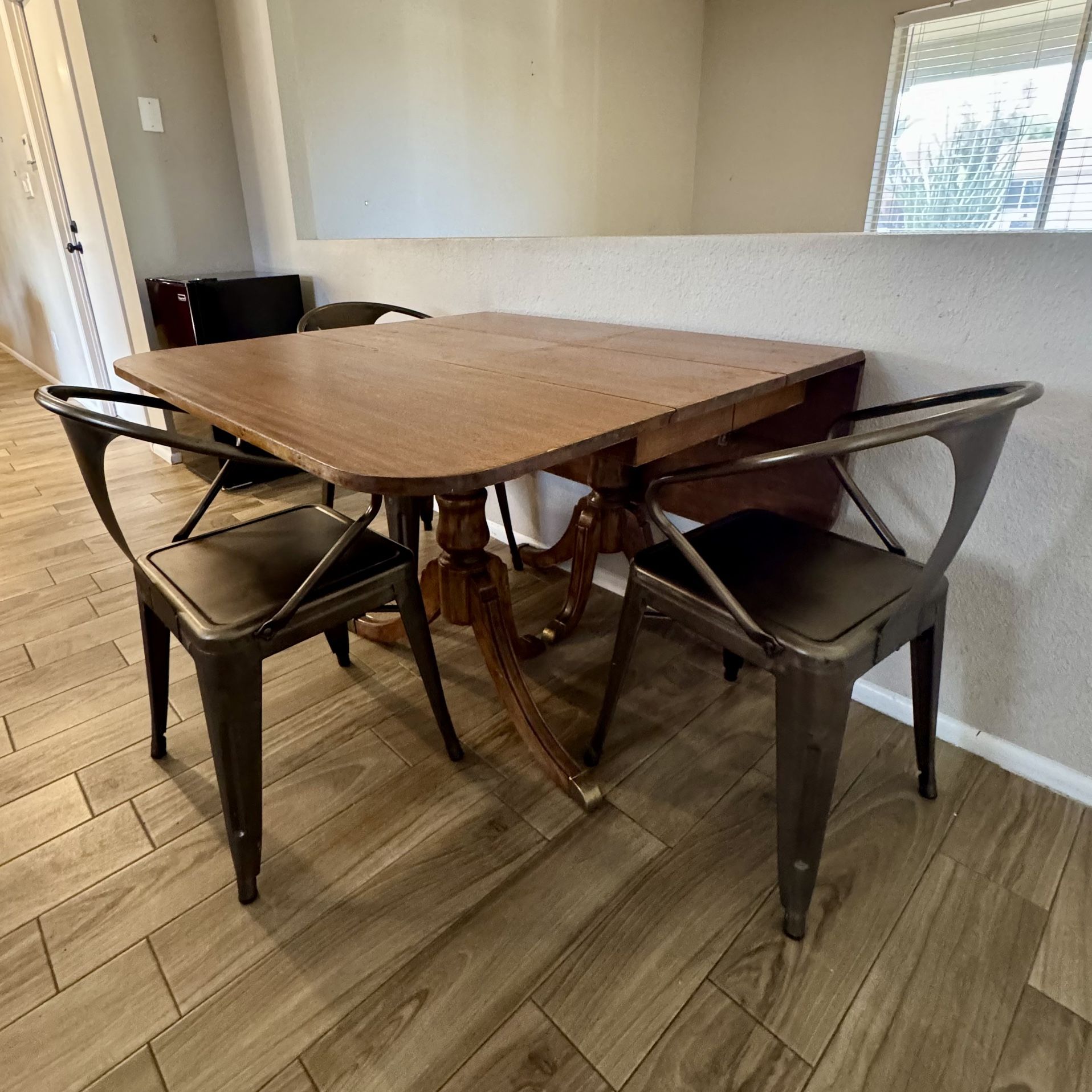 Vintage Dining Table With Drop Leaf Design