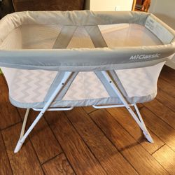 Miclassic bassinet hot sale