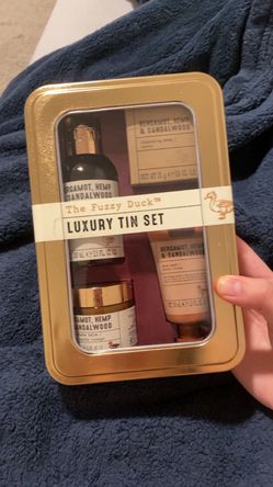Mens luxury tin set