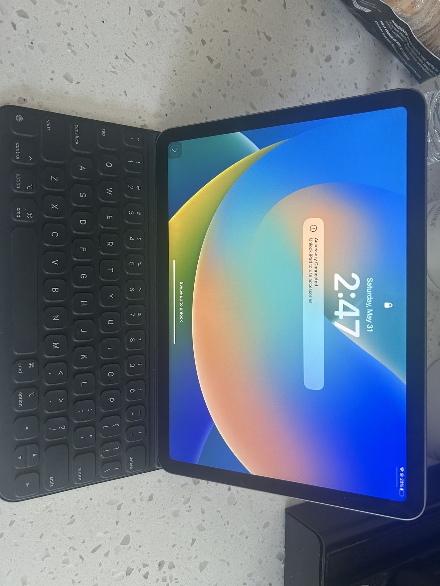 5th Gen iPad And Apple Keyboard