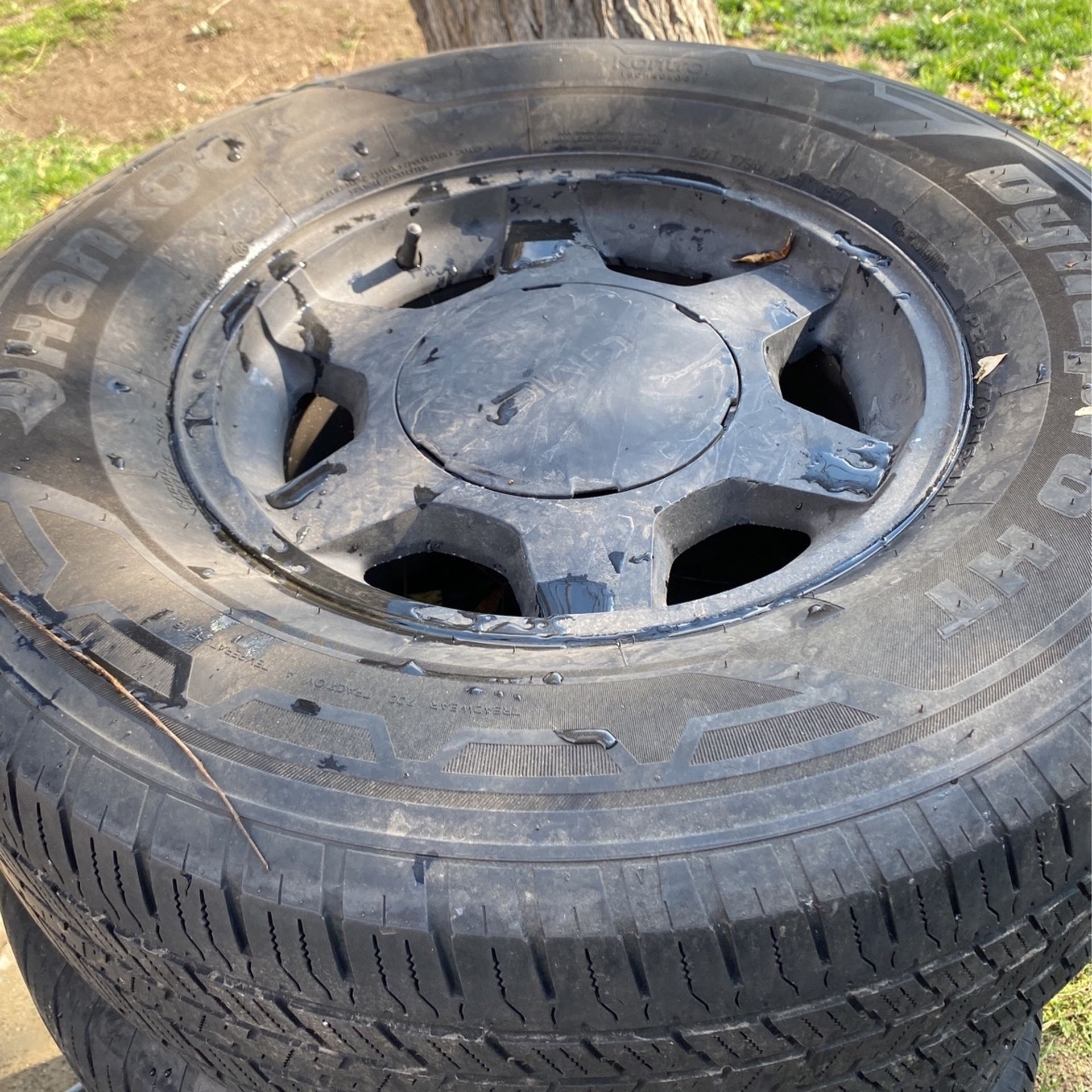 2003 GMC wheels And Tires P265/70R16