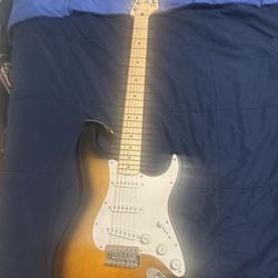Fender Squier Sonic Stratocaster - 2-Color Sunburst w/ Tuner