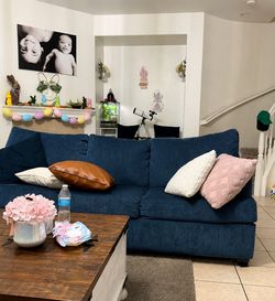 COUCHES